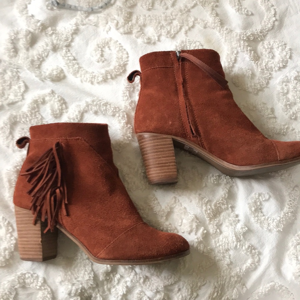 Toms Fringe Suede Booties Size 8.5. Gently Worn.